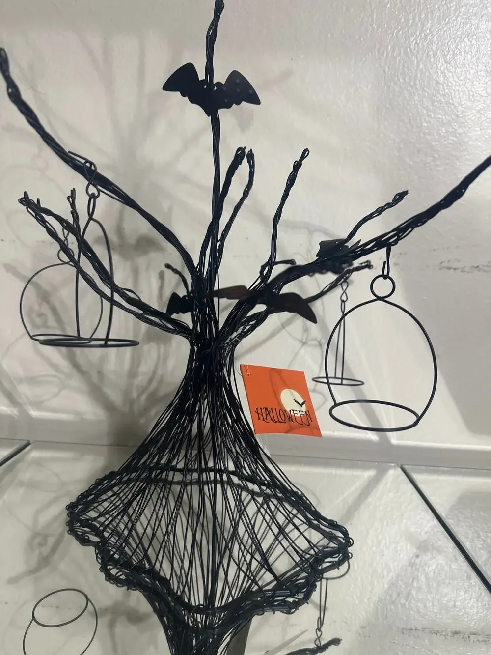 Holloween candle holder tree. Black Metal Bendable Tree With Bats 15” NWT